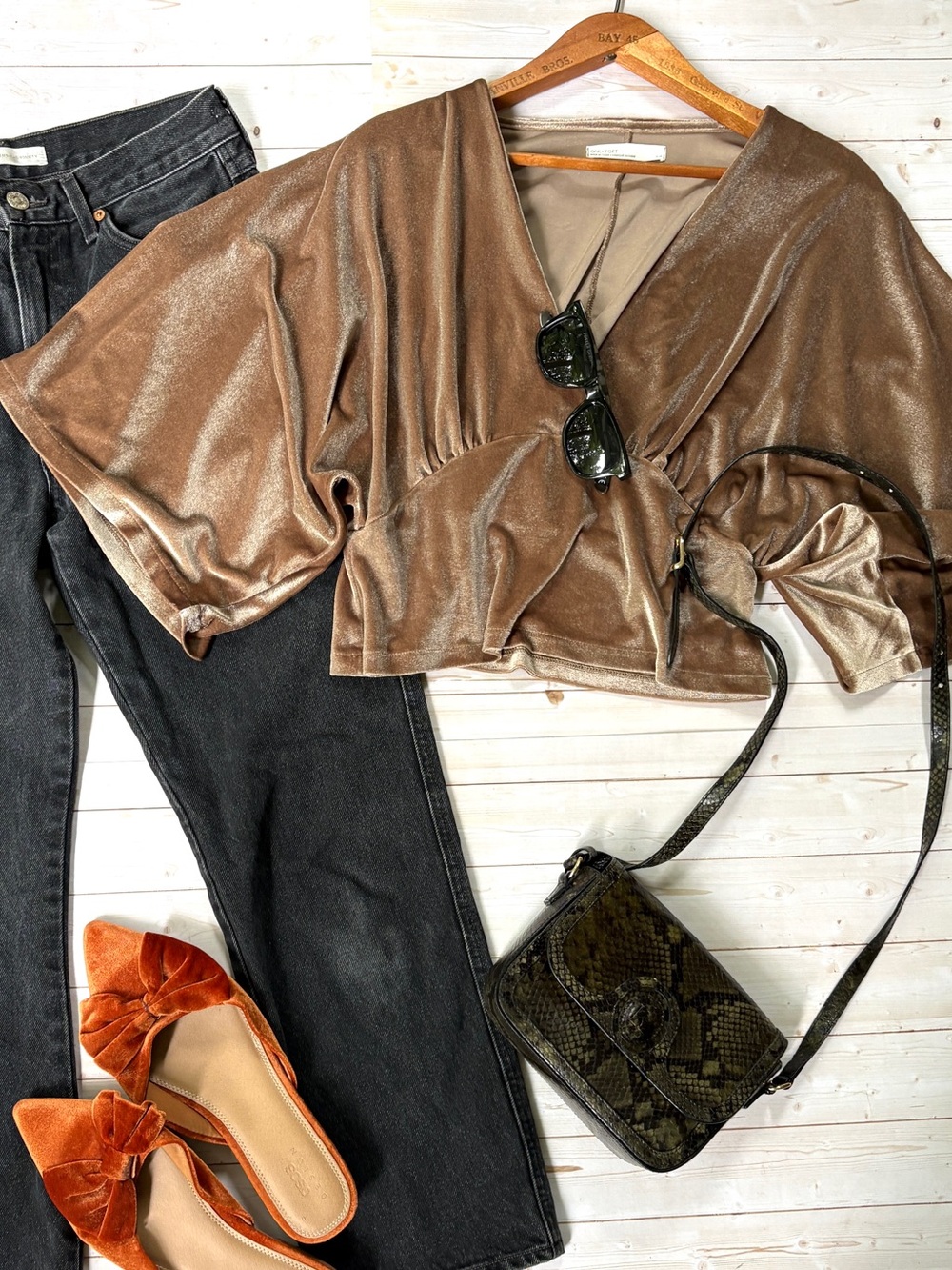 Oak + Fort velour Angel sleeve blouse